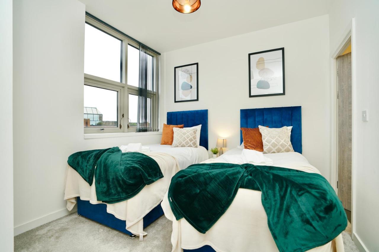 Apartmán Bayard Plaza Peterborough Exteriér fotografie