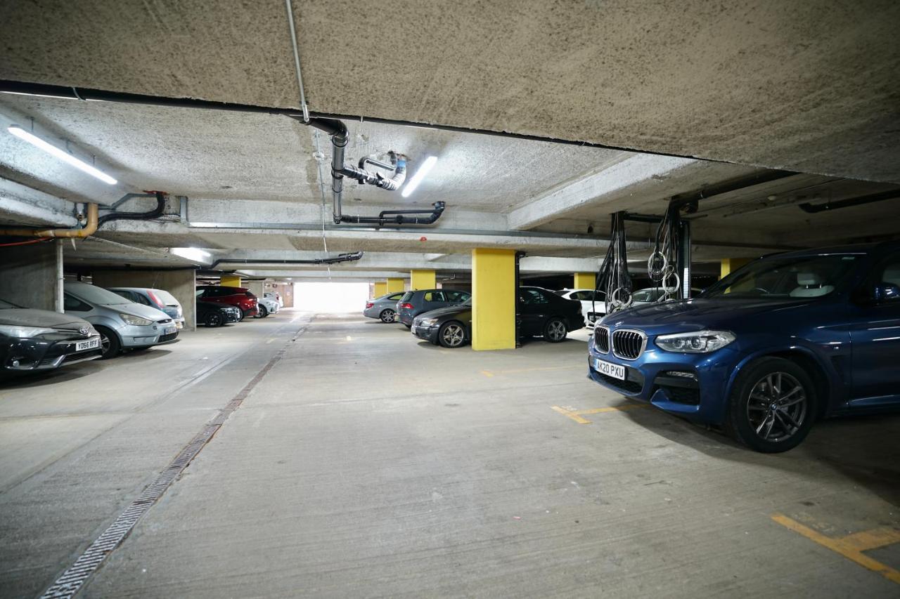 Apartmán Bayard Plaza Peterborough Exteriér fotografie